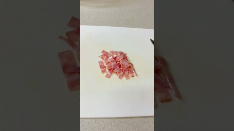 具沢山のスパニッシュオムレツ（スペイン風オムレツ）