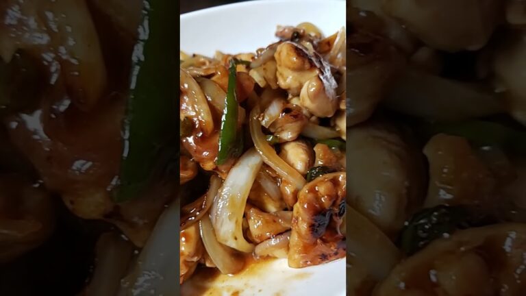 夕ご飯🍚の おかずは 鶏肉と野菜の甘酢炒め 🧅