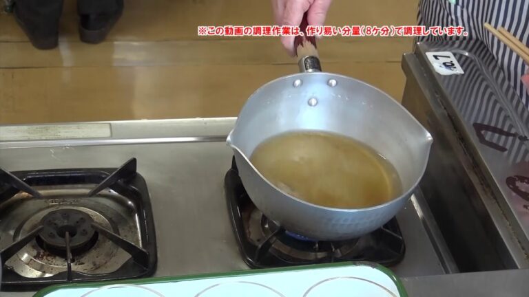 川エビと大根の煮物