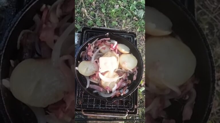 【キャンプ飯】スキレットで作る簡単ジャーマンポテト