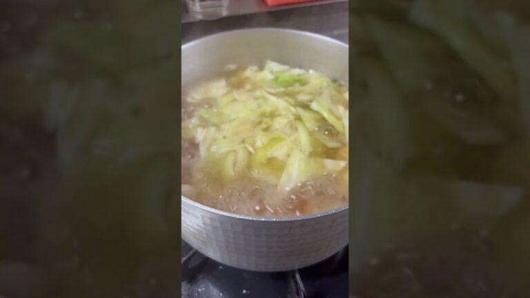 肌寒い秋には温かいスープを👩‍🍳🥘晩ごはん作りました♪#ポトフ #おうち時間 #料理動画