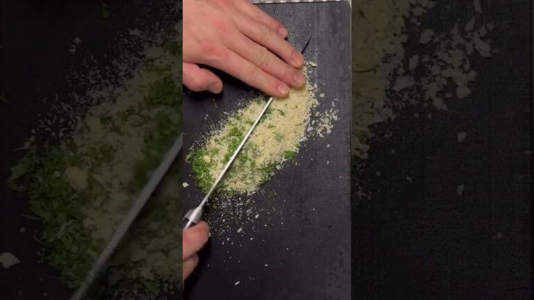 アジの香草パン粉焼き スキレットでオーブン200℃で10分 #shorts