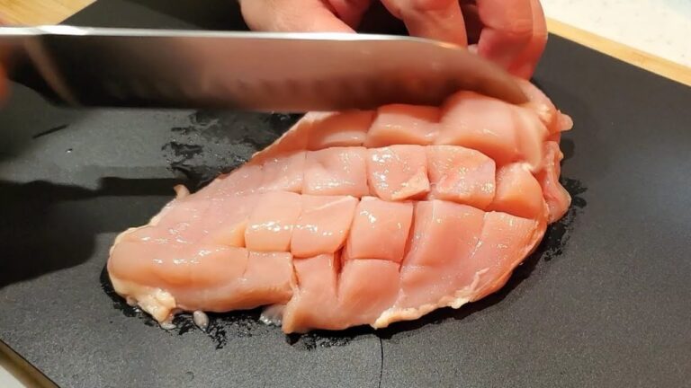 【鶏むね肉】劇的に柔らかく丸ごと美味しく食べる方法です。毎日食べても飽きないし、節約もできるから、他のことにお金を使ってください。