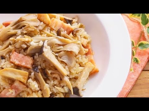 たっぷりキノコとベーコンのピラフ