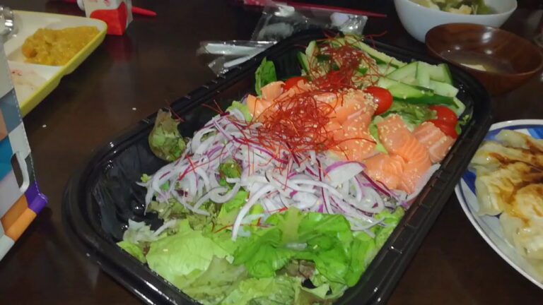 コストコ  アトランティックサーモンチョレギサラダ