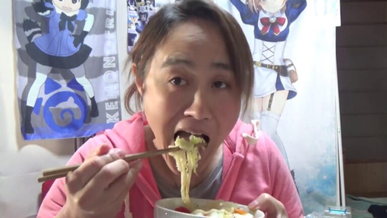 サラダうどん食べたくなって讃岐で作ったらめっちゃ美味しかったよ☆