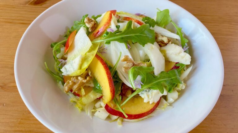 【ゴルゴンゾーラチーズをチコリとネクタリンを使ってサラダ仕立て#38】Salade d’endives Au Gorgonzola