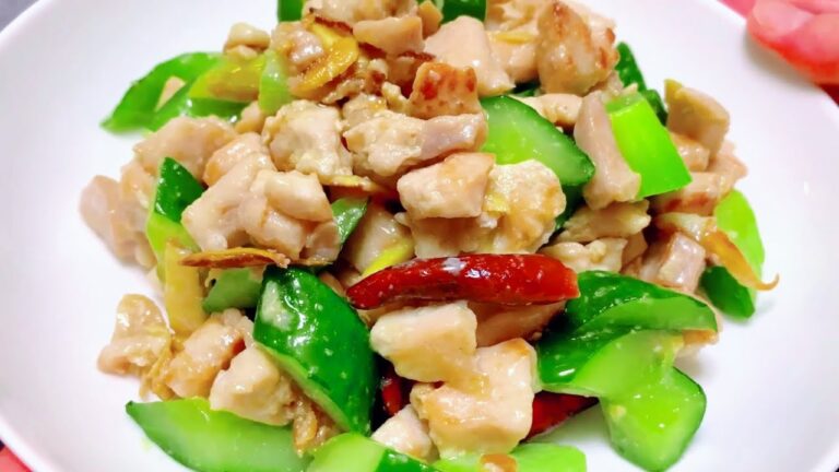 【鶏むね肉ときゅうり】簡単レシピ/鶏胸肉ときゅうりがあれば、10分で完成！タンパク質と栄養素たっぷり！柔らかくてパサつかない！シンプルな味わい/下処理詳細あり/ヘルシーで超おいしい/鸡胸肉炒黄瓜