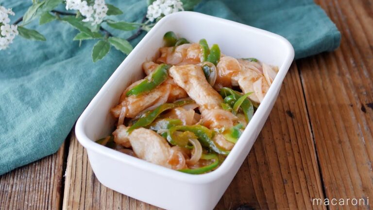 【鶏むね肉のナポリタン炒め】お手軽食材で作り置き！お弁当のおかずにもぴったり♪｜macaroni（マカロニ）