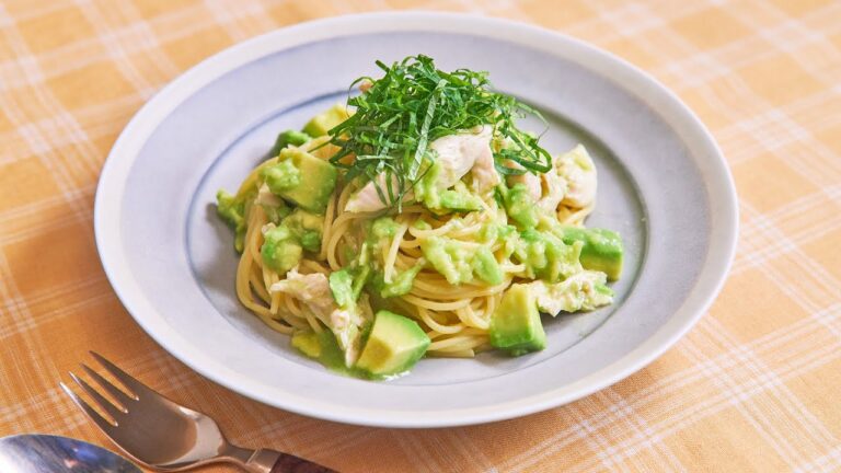 ささみとアボカドの梅わさパスタ