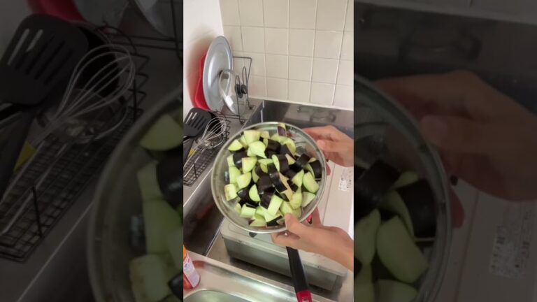 なすの味噌炒めをつくる