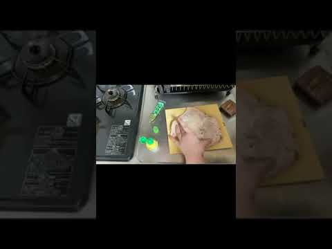 チューブ調味料バジルの使い切り／鶏もも肉ステーキ／レモン／にんにくレシピ