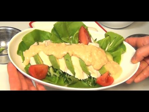 鶏むね肉とアボカドのヘルシーバンバンジー（ayumeshi）