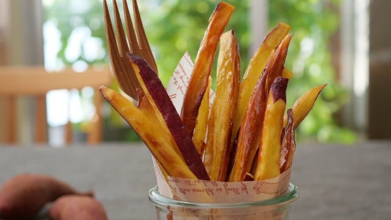 甘じょっぱさがクセになる♪カリカリさつま芋スティック | Sugar Coated Sweet Potato Sticks
