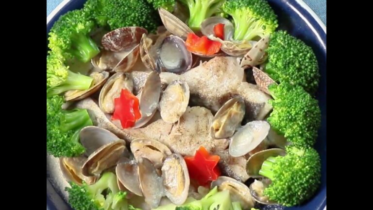 うま味とこくのあるソース 白身魚とあさりのクリームパッツァ ｜ moguna[モグナ]