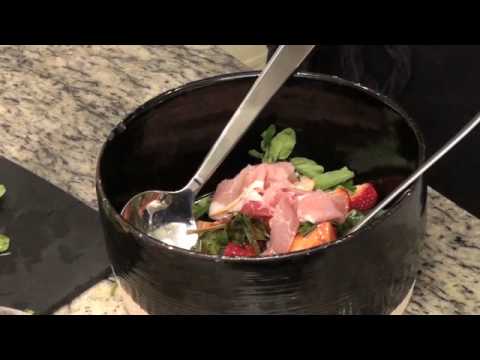 山本侑貴子Dining&Style「イチゴと生ハムのサラダ」.mov
