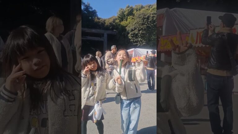 初詣でおいしいキュウリの一本漬けー！