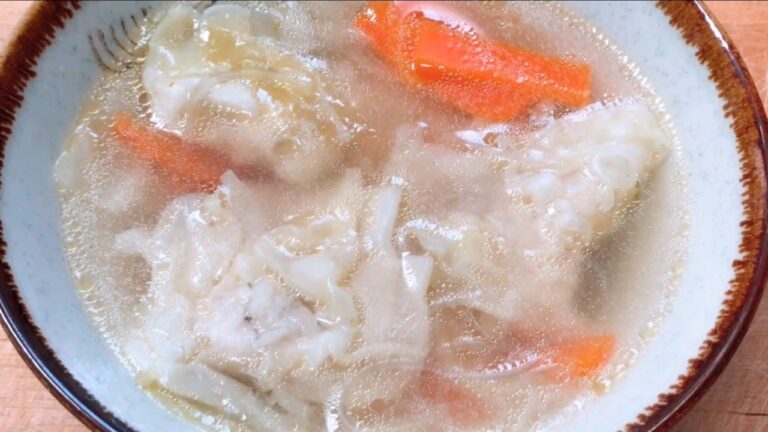 鶏ひき肉のワンタンスープの作り方【ワンタンの包み方】