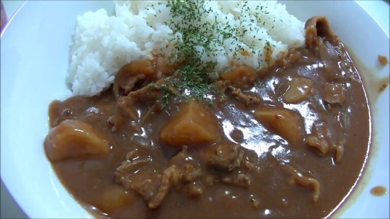 【お肉たっぷり】牛バラカレーライス【中辛】