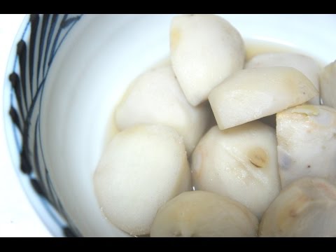 Stewed taros　里芋の煮物　サトイモノニモノ　japanese food