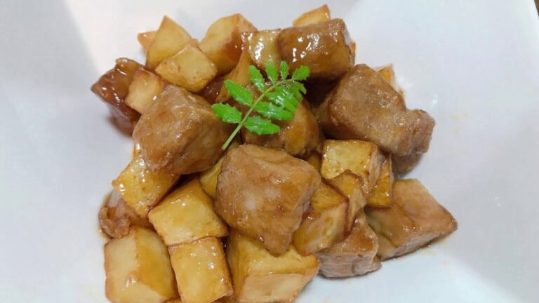 まぐろとじゃがいもの甘辛煮の作り方・レシピ
