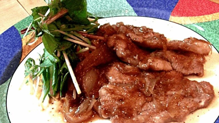 【豚の生姜焼き】ご飯に合うタレが決め手！