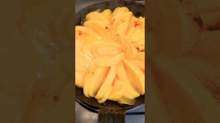 リンゴのコンポート作っています