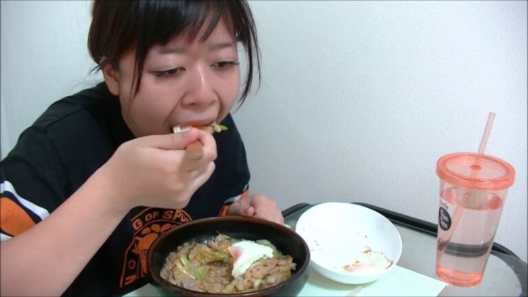 【これはお勧め】豚の生姜焼き風雑炊＆目玉焼き【激ウマ】