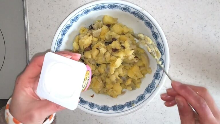 【さつまいもとレーズンのヨーグルトサラダ】デザートのようなサラダ。