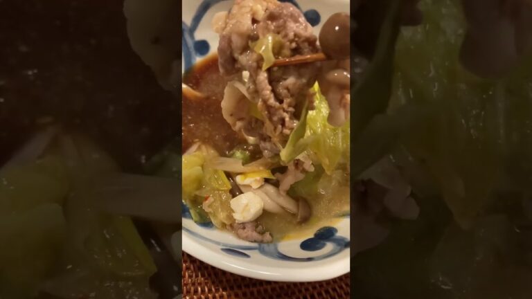 今夜は豚キャベツをル・クルーゼ鍋で♫