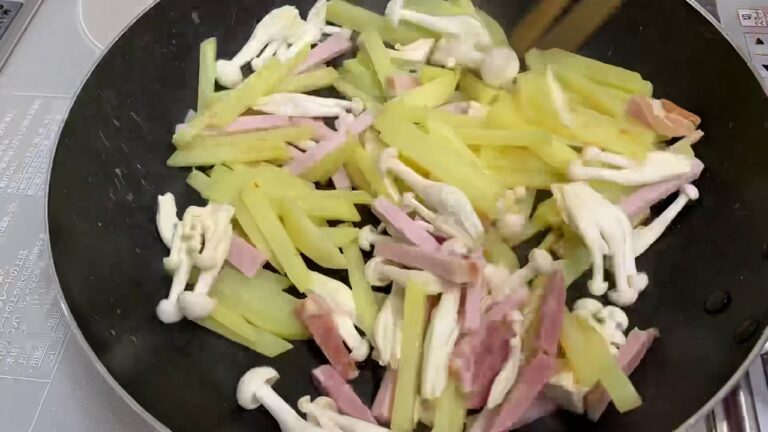 無添加！じゃがいもとほうれん草のソテー！