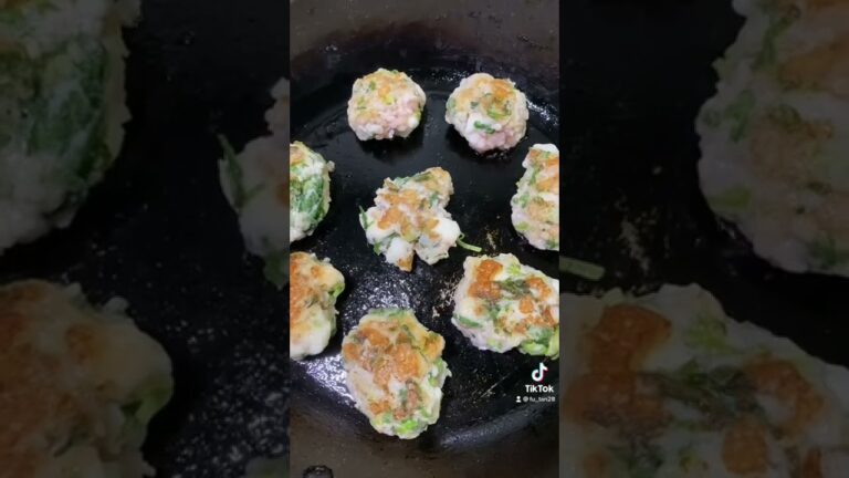 鶏肉ミンチとはんぺんのつくね