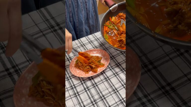 コチュジャンで韓国の家庭料理作ってみよ🐷 #韓国料理レシピ #韓国グルメ #炒め物