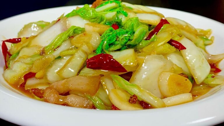 飯店醋溜大白菜為啥這麼好吃？原來這一步很關鍵，酸辣又開胃好吃【 阿朝哥美食 】#醋溜大白菜 #醋溜 #大白菜
