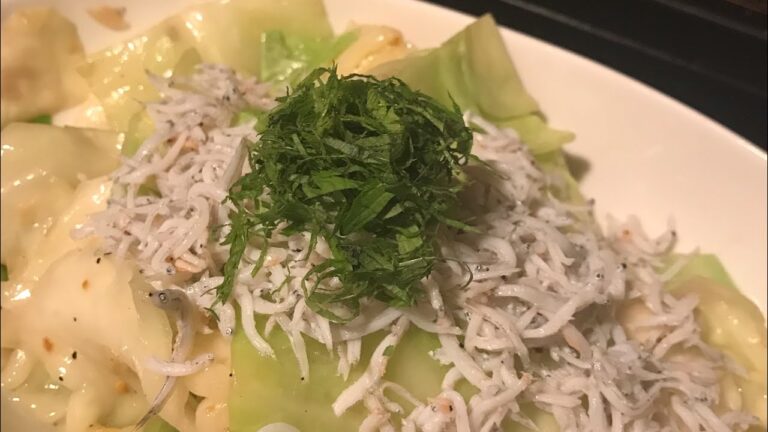 春が特におススメ！四季いつでも食べれる。キャベツのアンチョビ炒め！