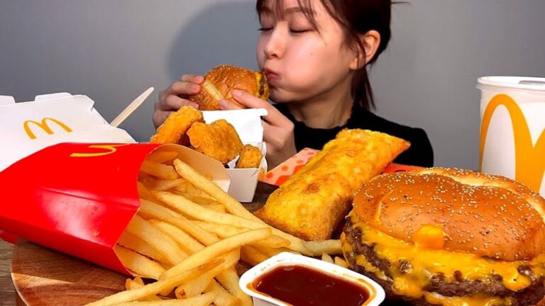 【ASMR】McDonald’s [EatingSounds モッパン 咀嚼音 먹방]