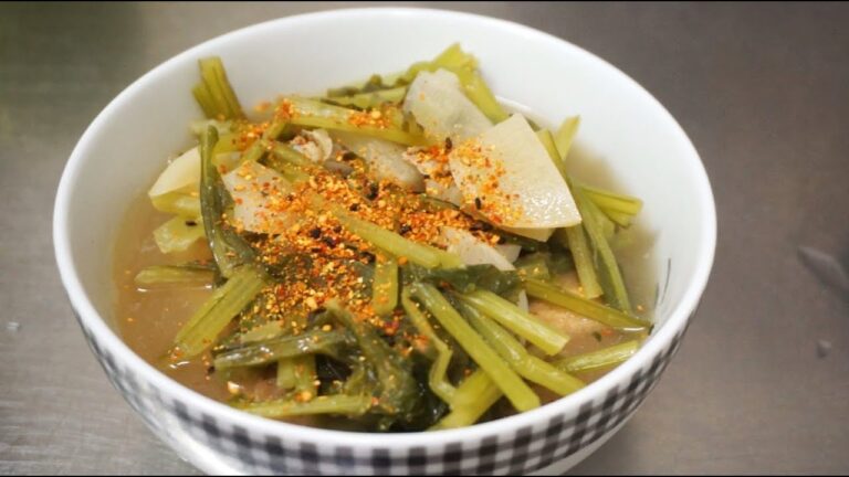 【料理・Cooking】厚揚げとかぶ、蜆（しじみ）の味噌汁【菜食・余り物】