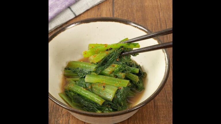 ごはんが爆ウマ！小松菜のバター醤油ナムル