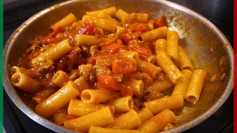 【間違いない組み合わせ！】パプリカとサルシッチャのリガトーニ【Rigatoni con peperoni e salsiccia】