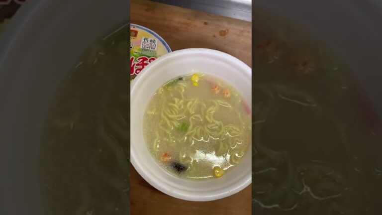 【凄麺】長崎ちゃんぽんなんか旨いに決まってる‼️中太丸麺と海鮮スープに舌鼓✨#Shorts#カップ麺YouTuber#カップラーメンYouTube #凄麺