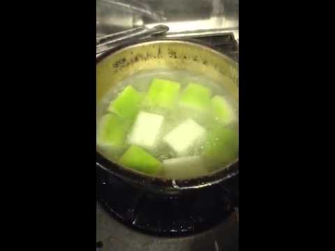 とうがんを煮る