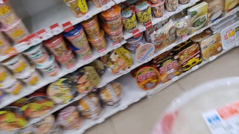 セブン-イレブン 佐世保上京町店カレーとみたらし団子かいました2025年1月15日