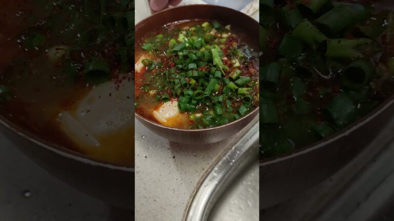 ネギと一味とラー油#スープ