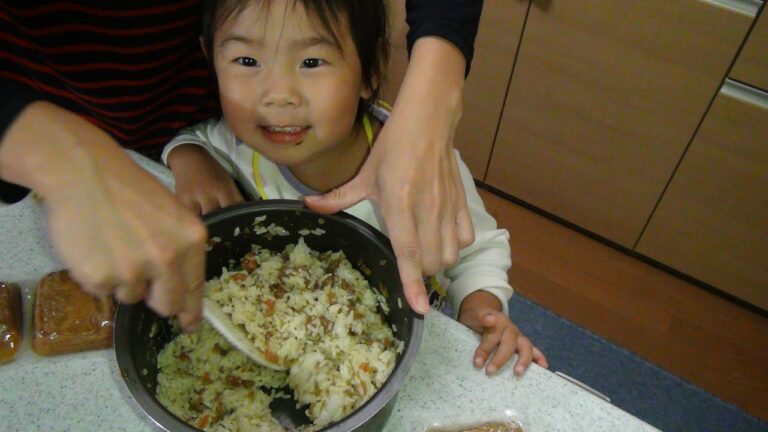 お稲荷さんを作るぞ‼︎『白楊舎の混ぜごはんシリーズ（鶏ごぼう）』/Make Inari sushi