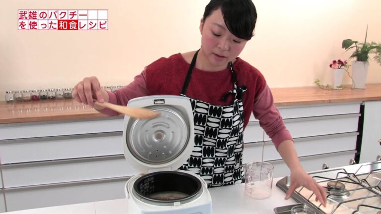 武雄市のパクチーを使った『そぼろごはん』