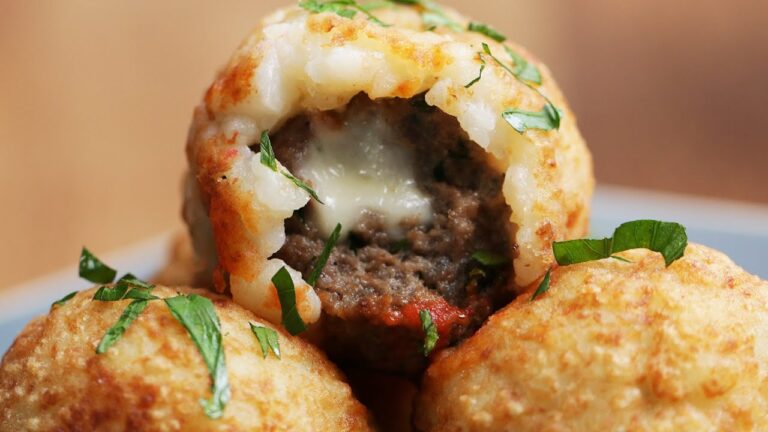 肉汁たっぷり♪ ポテトミートボール