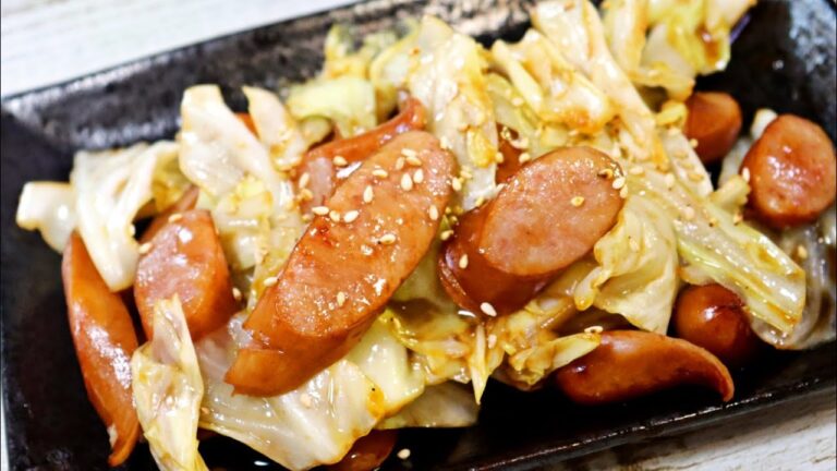 【簡単料理】　ピリ辛キャベツのポン酢炒め！　切って炒めるだけの時短簡単料理！パッと作れてもう1品欲しいときに最高！