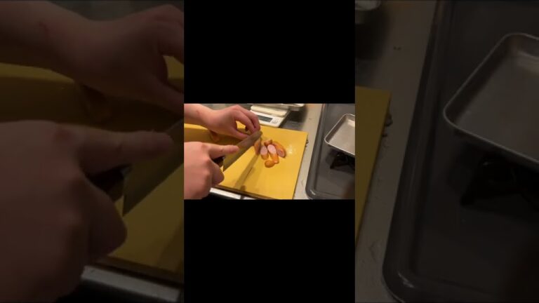 【旨味たっぷり】ジャーマンポテトの作り方！#shorts