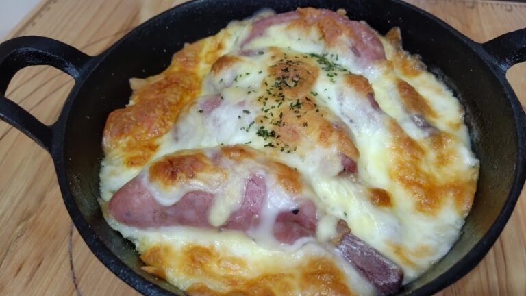 お手軽料理！ソーセージのチーズポテト焼き！【料理作り】#Shorts