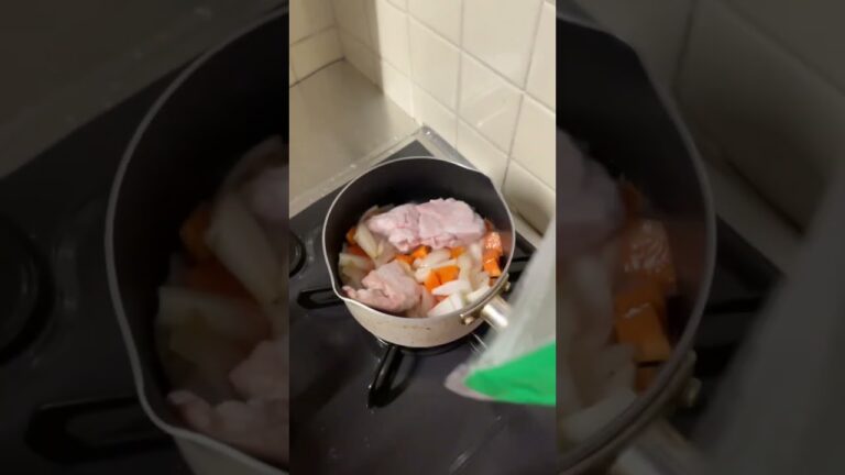 【こども向けレシピ】✳︎離乳食にも✳︎目分量で簡単シチュー･:*